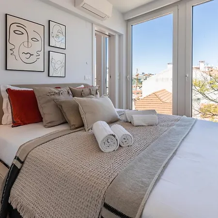 Design 3bdr Duplex W/balcony By Lovelystay Apartmán Lisboa