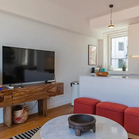 Apartment Design 3bdr Duplex W/balcony By Lovelystay Lisbon