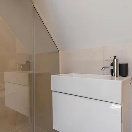 Design 3bdr Duplex W/balcony By Lovelystay * リスボン