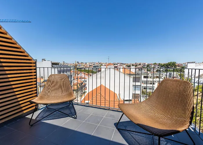Design 3bdr Duplex W/balcony By Lovelystay 리스본
