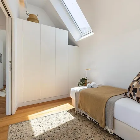 Design 3bdr Duplex W/balcony By Lovelystay * Lissabon